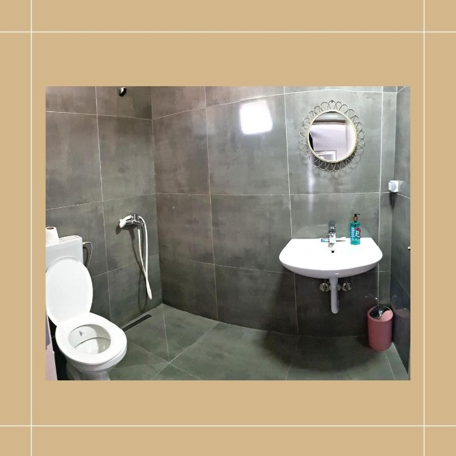 Pristina Newborn Rooms Ngoại thất bức ảnh